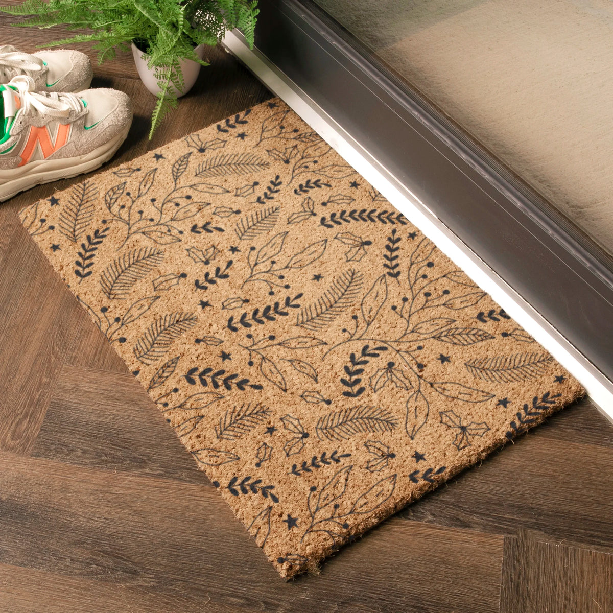 Black Winter Foliage Coir Doormat