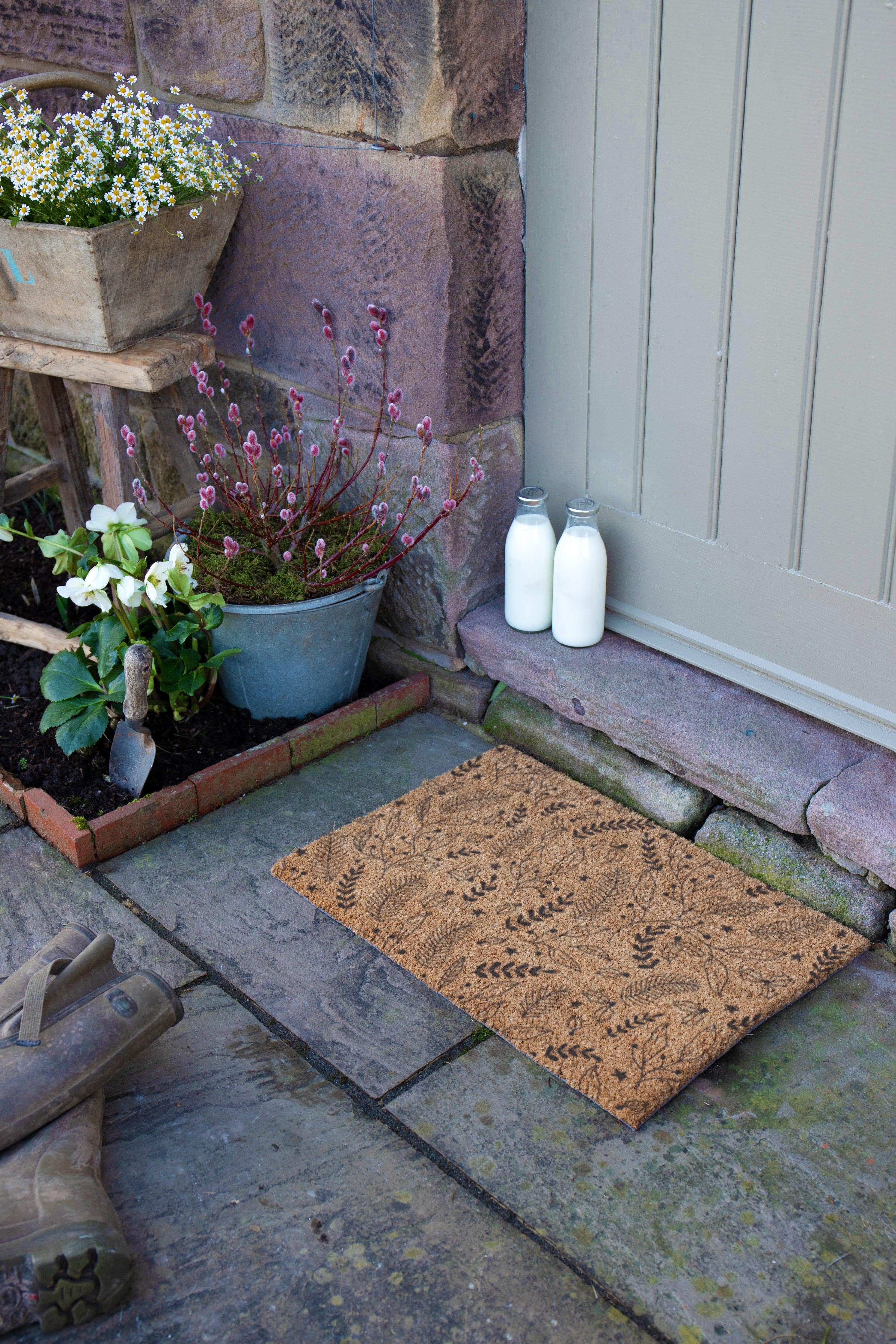 Black Winter Foliage Doormat