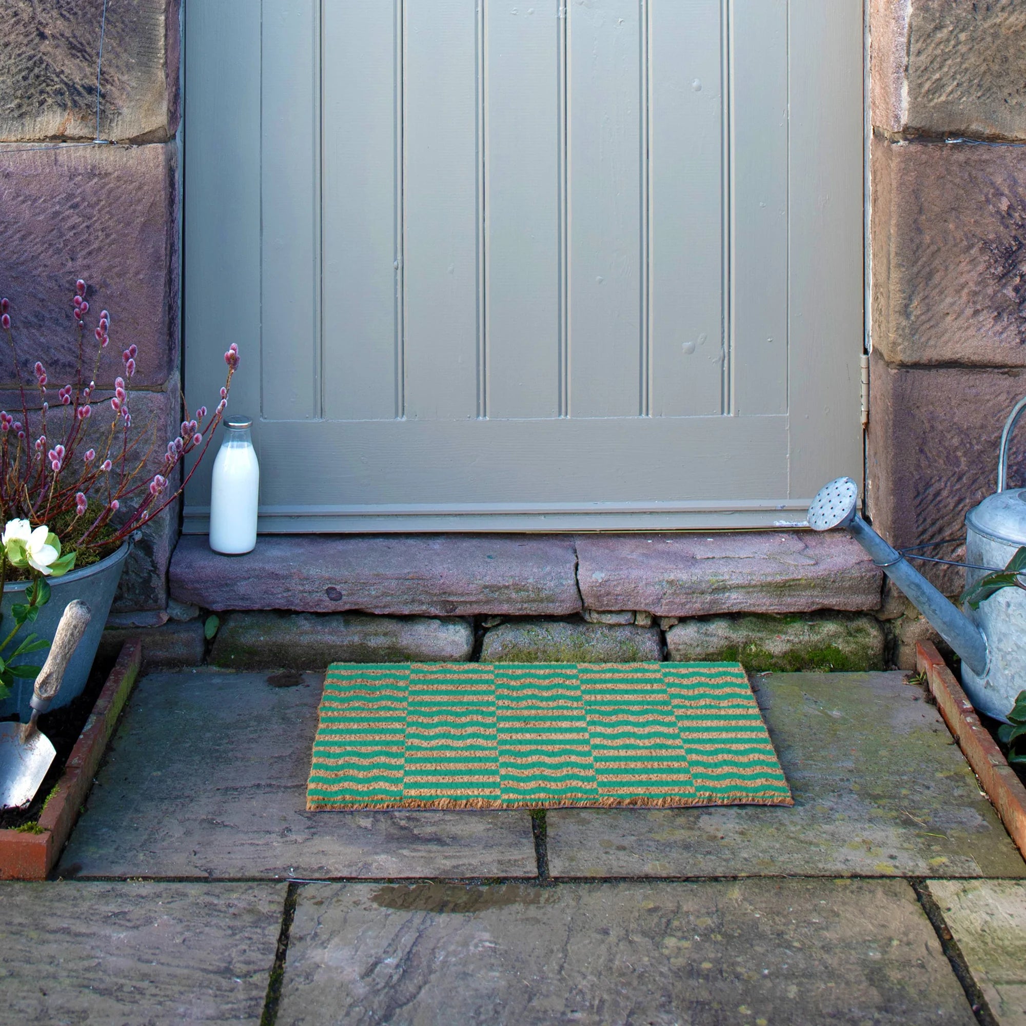 Elizabeth Olwen Green Wave Coir Doormat