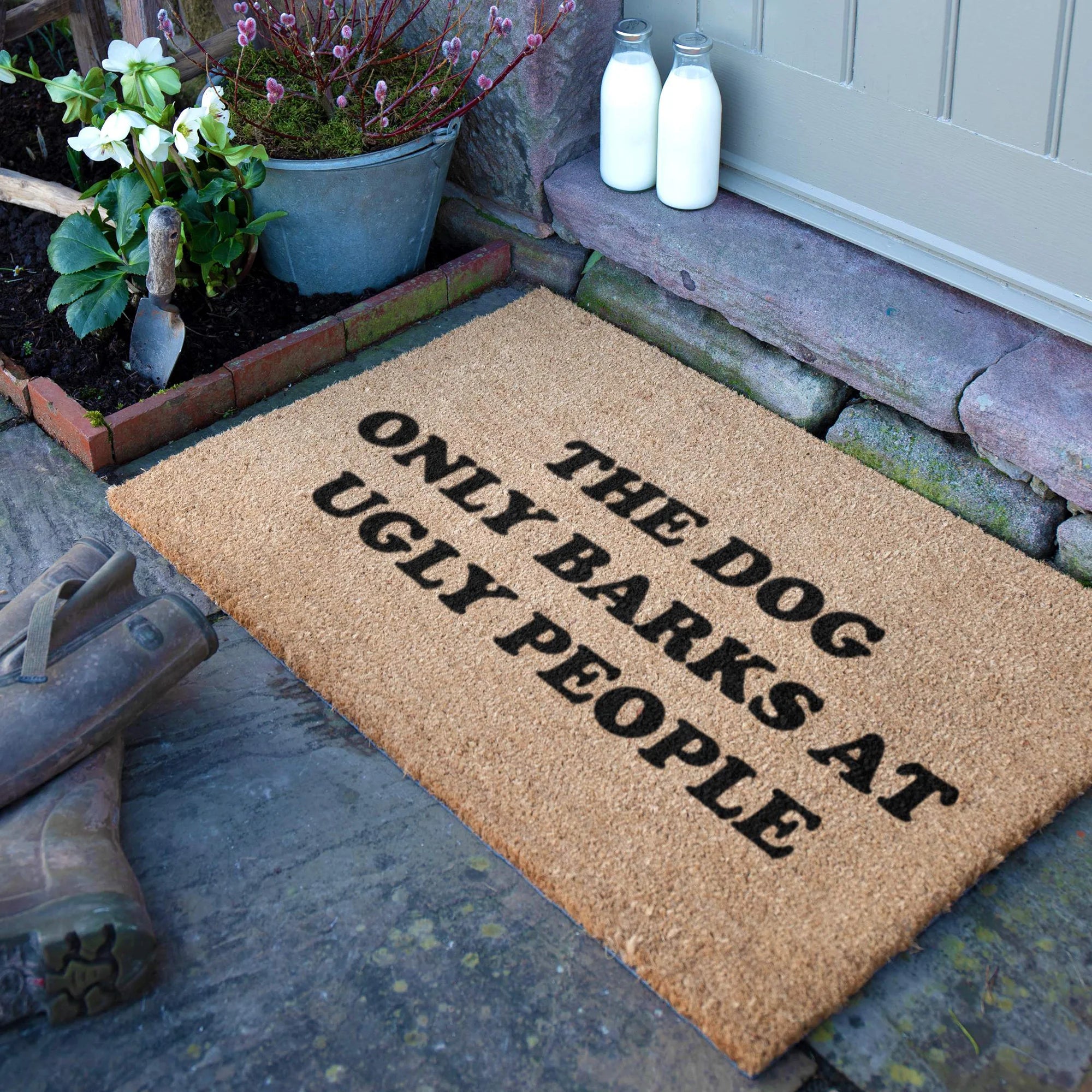 Dog Barks At Ugly People Doormat