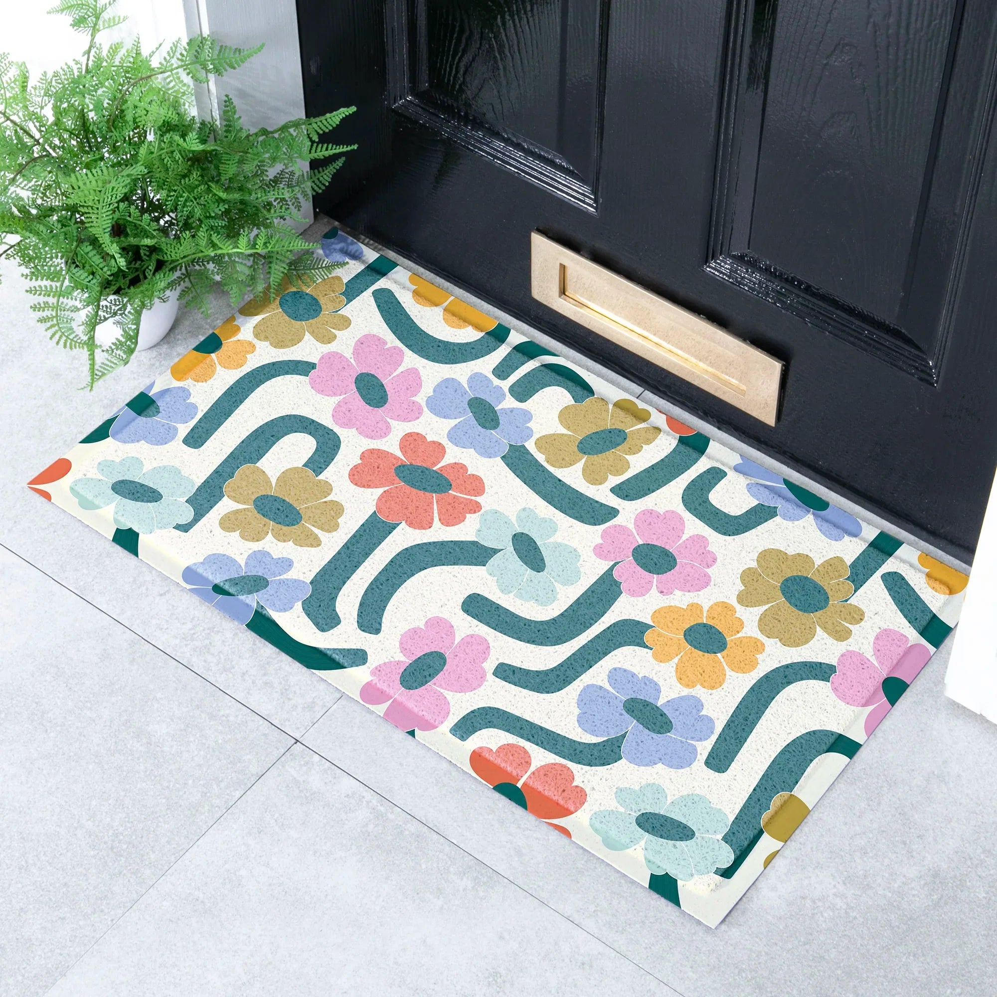 Elizabeth Olwen Chunky Floral Indoor/Outdoor Doormat