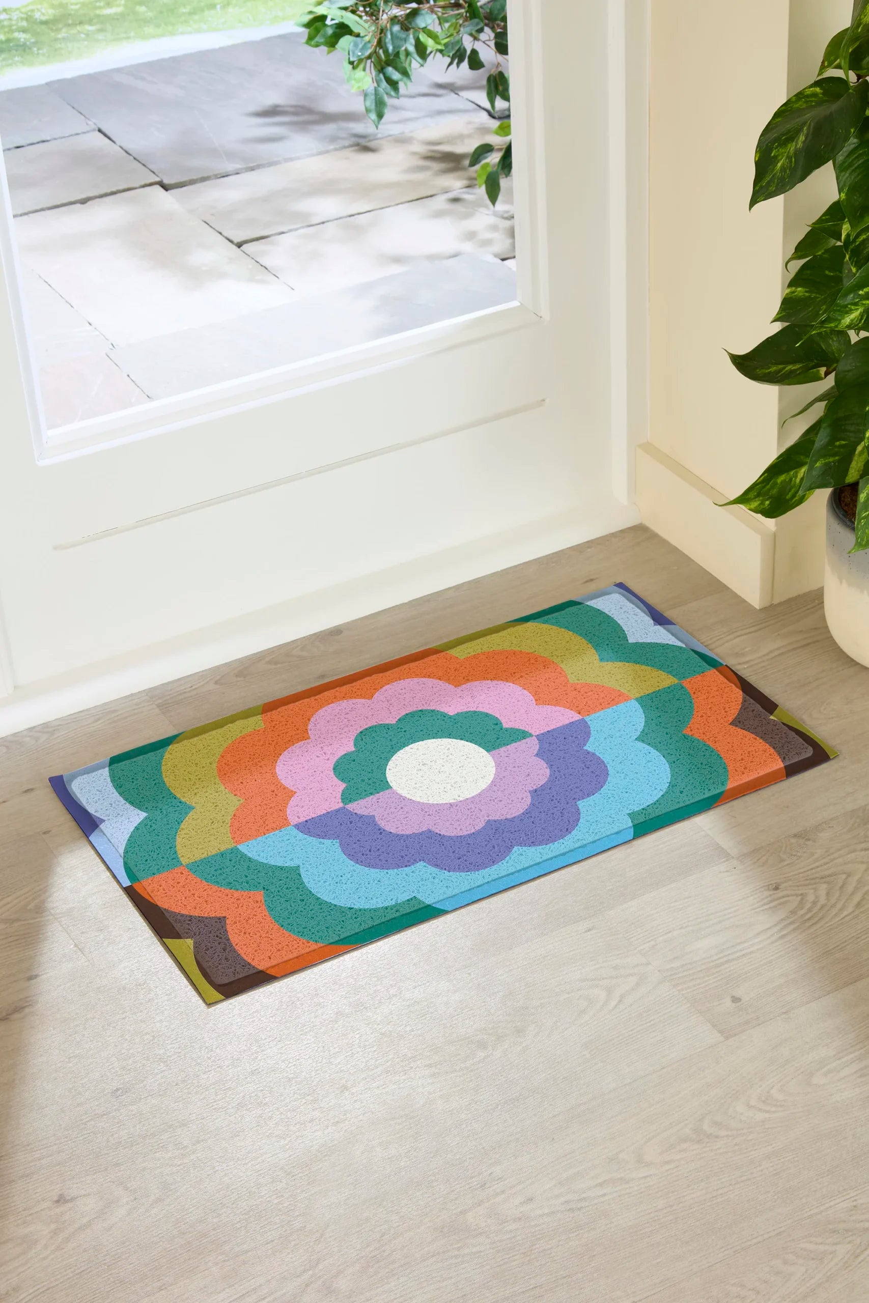 Elizabeth Olwen Petal Close Up Indoor/Outdoor Doormat (70x40cm)