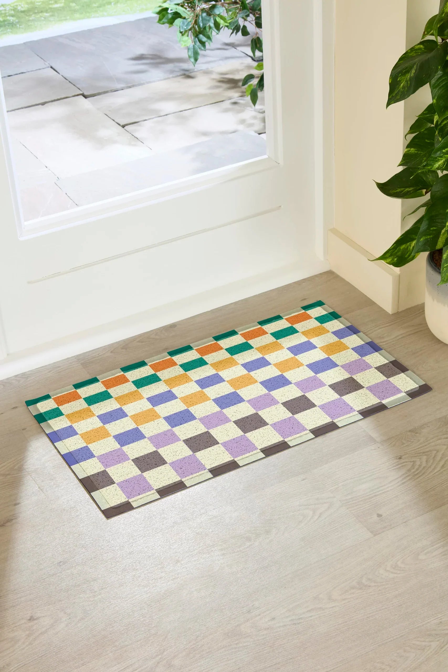 Elizabeth Olwen Check Fade Indoor/Outdoor Doormat