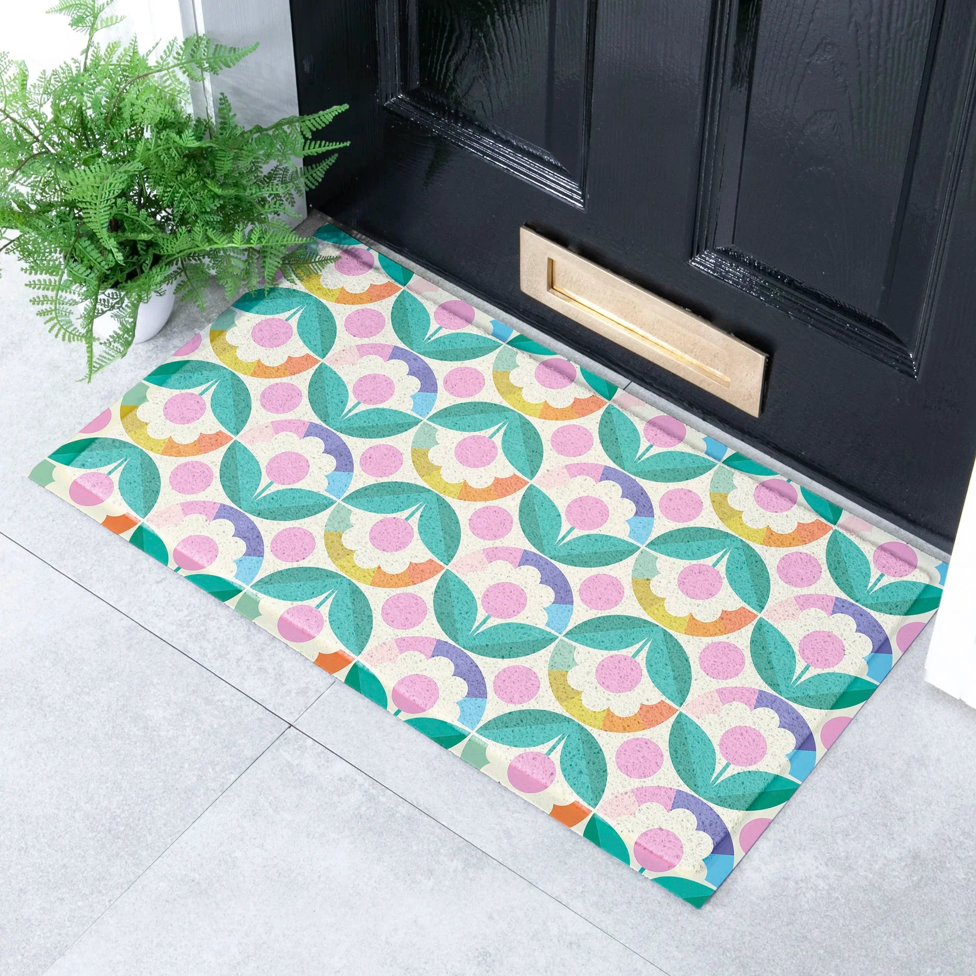 Elizabeth Olwen Petal Pink Dots Indoor/Outdoor Doormat