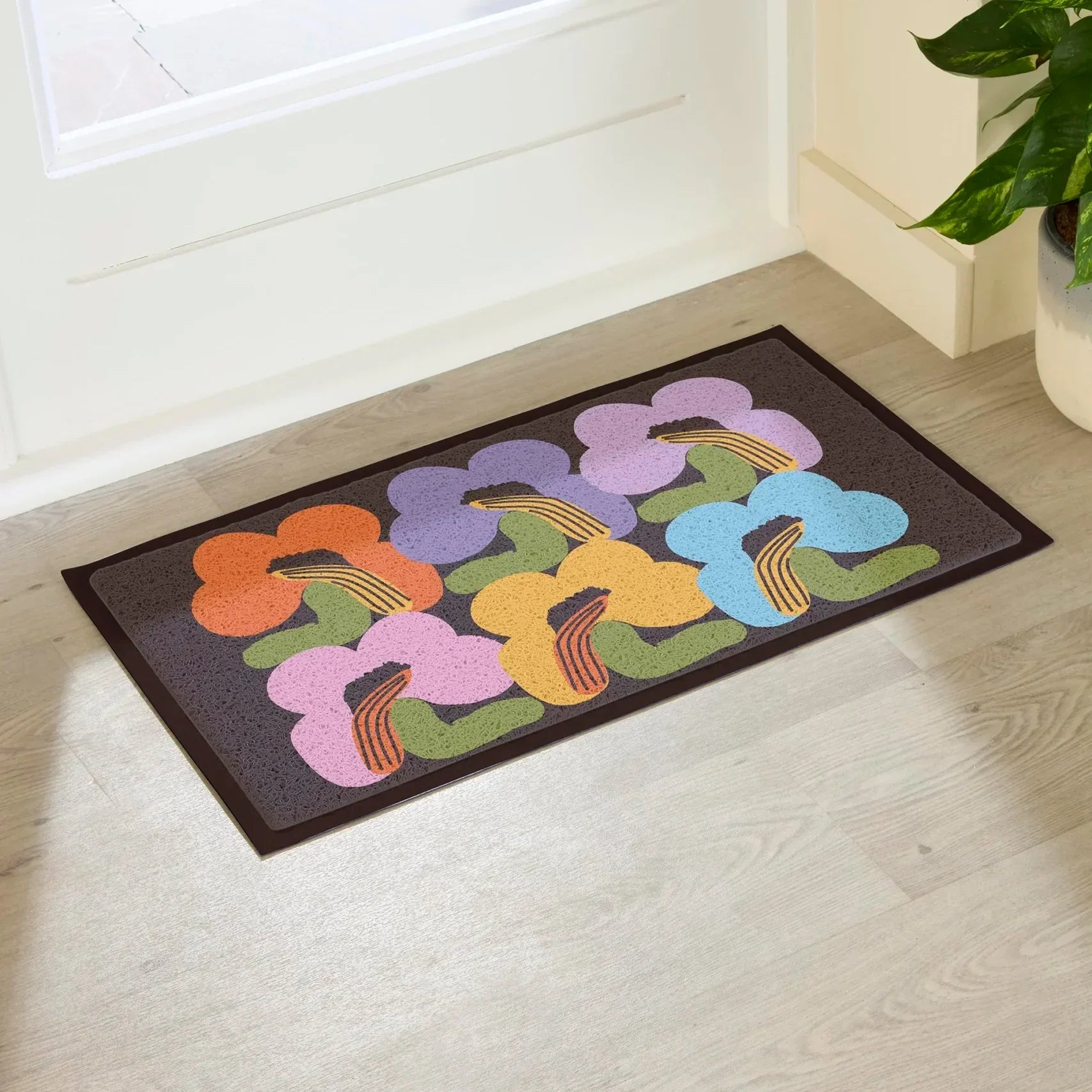 Elizabeth Olwen Chunky Flowers Indoor/Outdoor Doormat