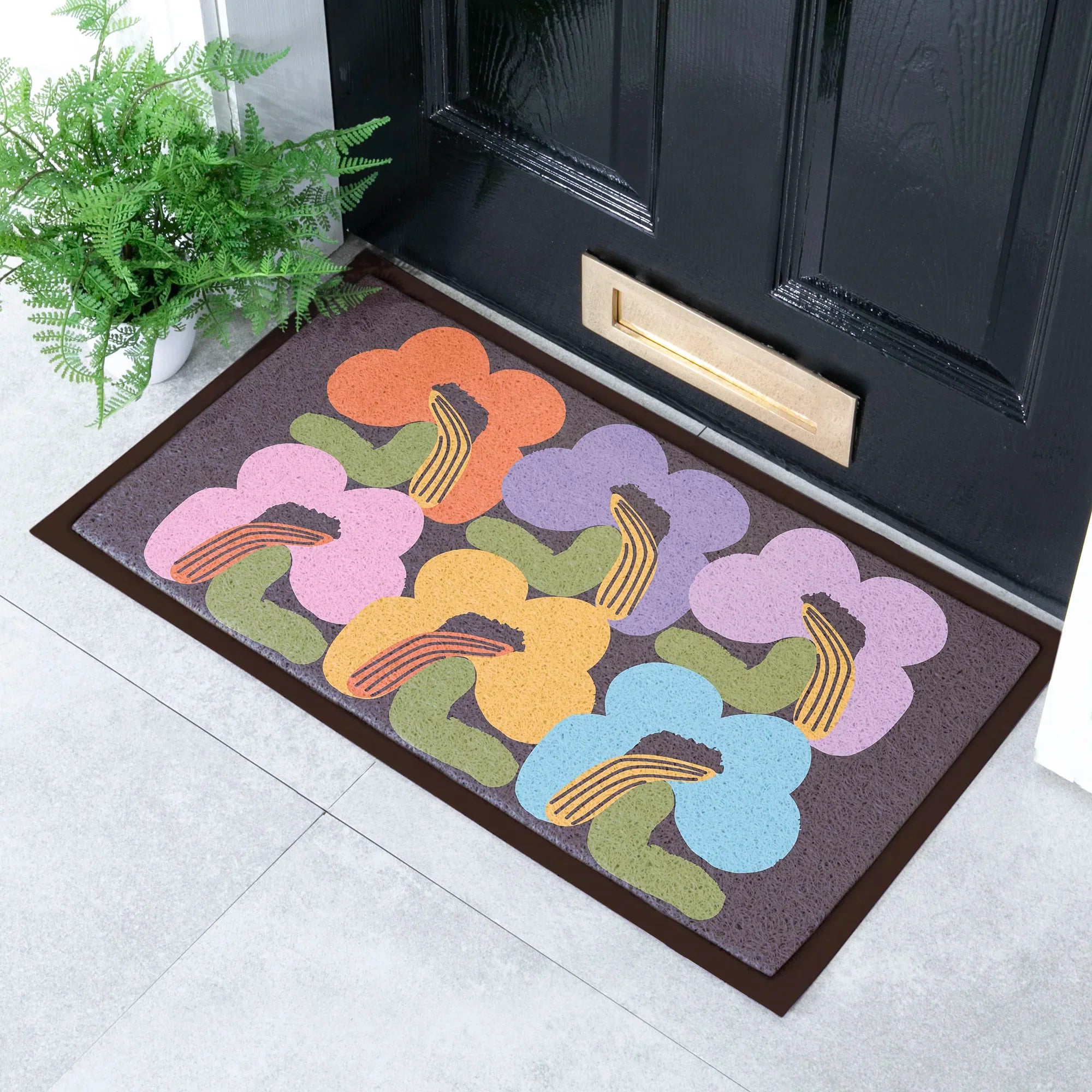 Elizabeth Olwen Chunky Flowers Indoor/Outdoor Doormat