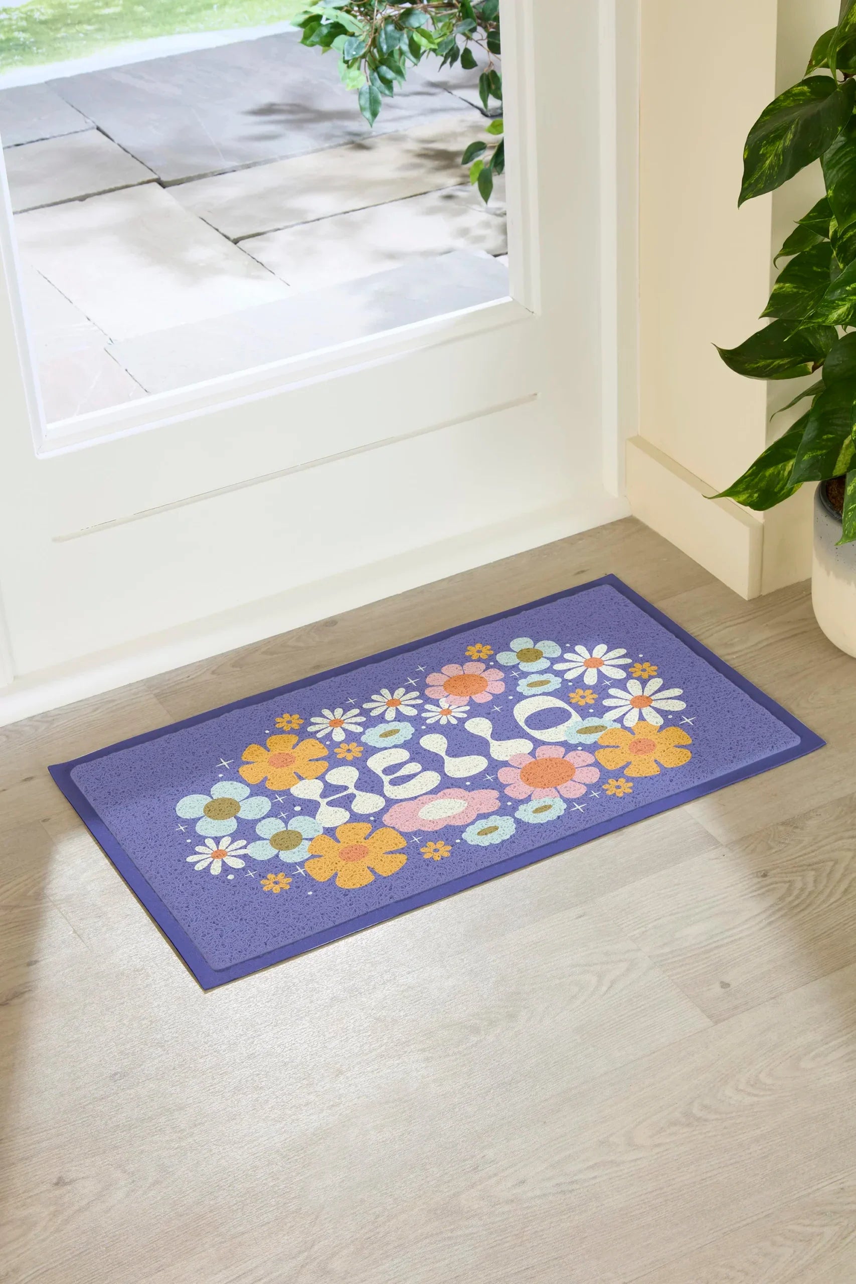 Elizabeth Olwen Hello Floral Indoor/Outdoor Doormat