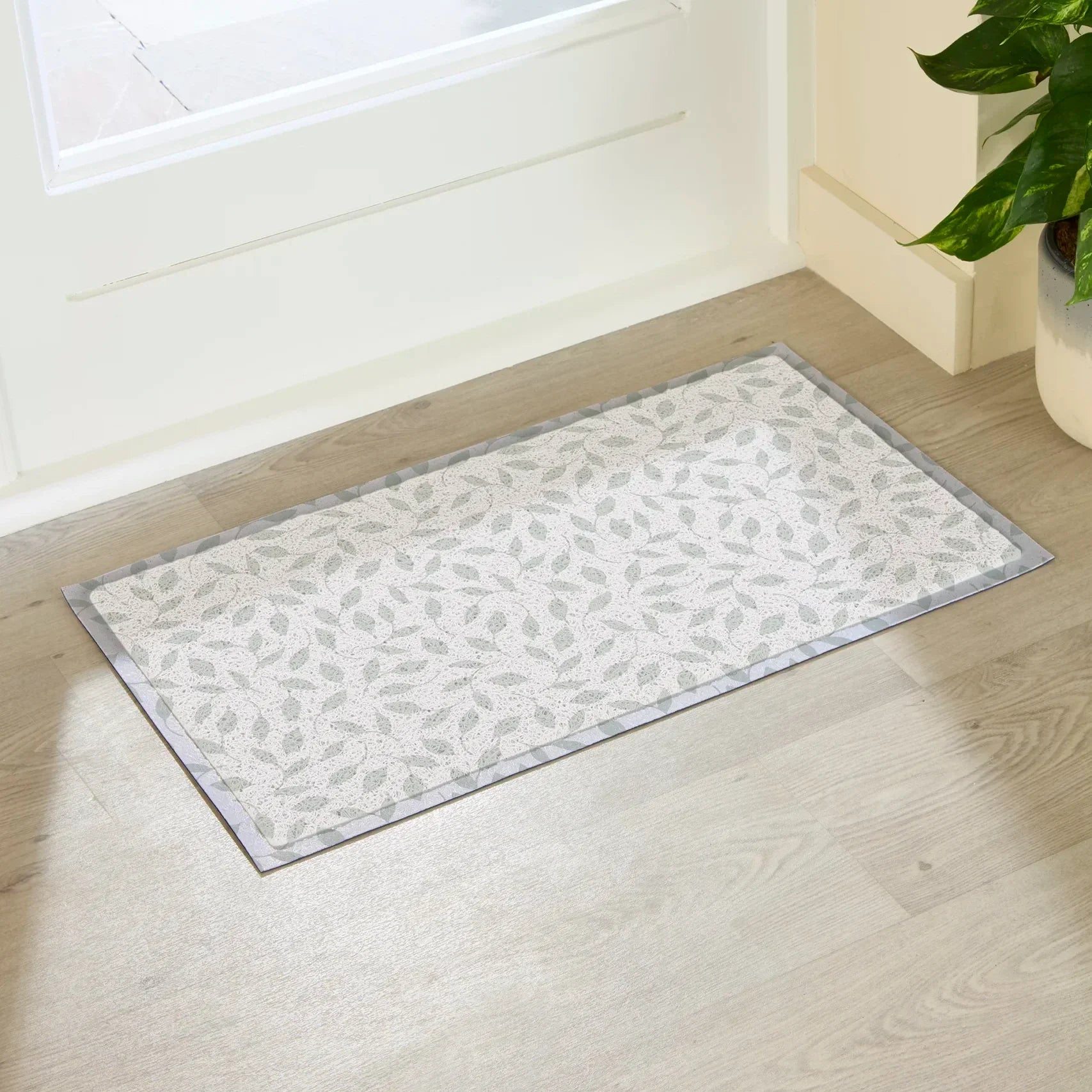 Leaf Cream and Green Doormat