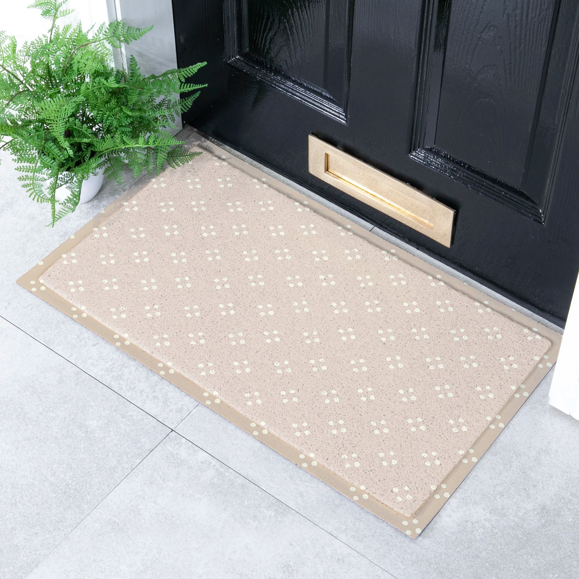 Mocha Dots Doormat (70 x 40cm)