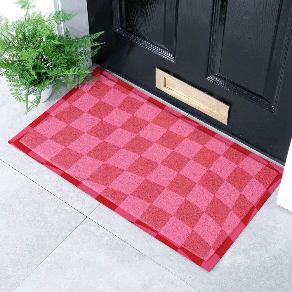 Fuchsia Wavy Checkerboard Indoor & Outdoor Doormat