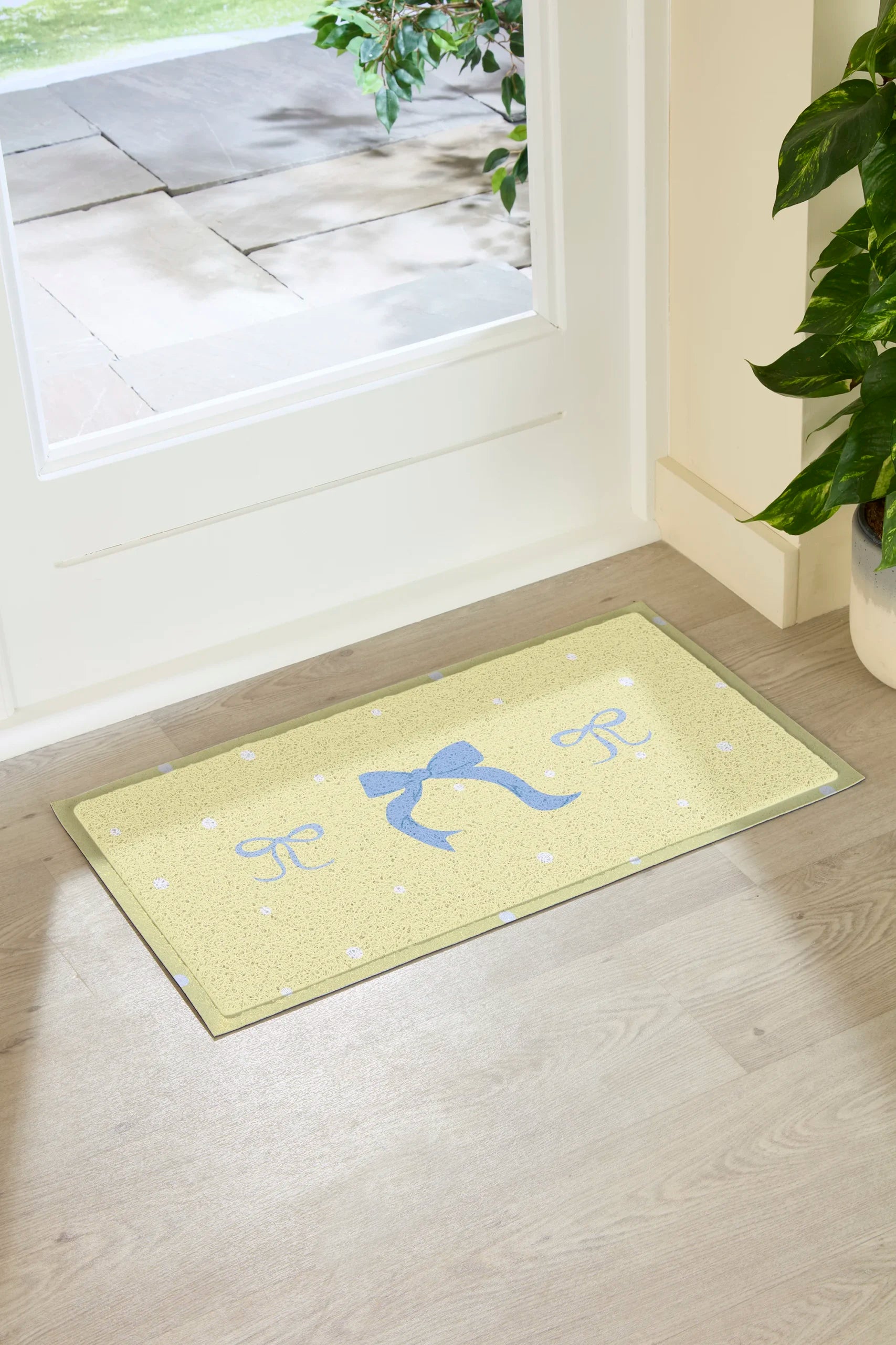 Butter Yellow Bow Doormat (70 x 40cm)