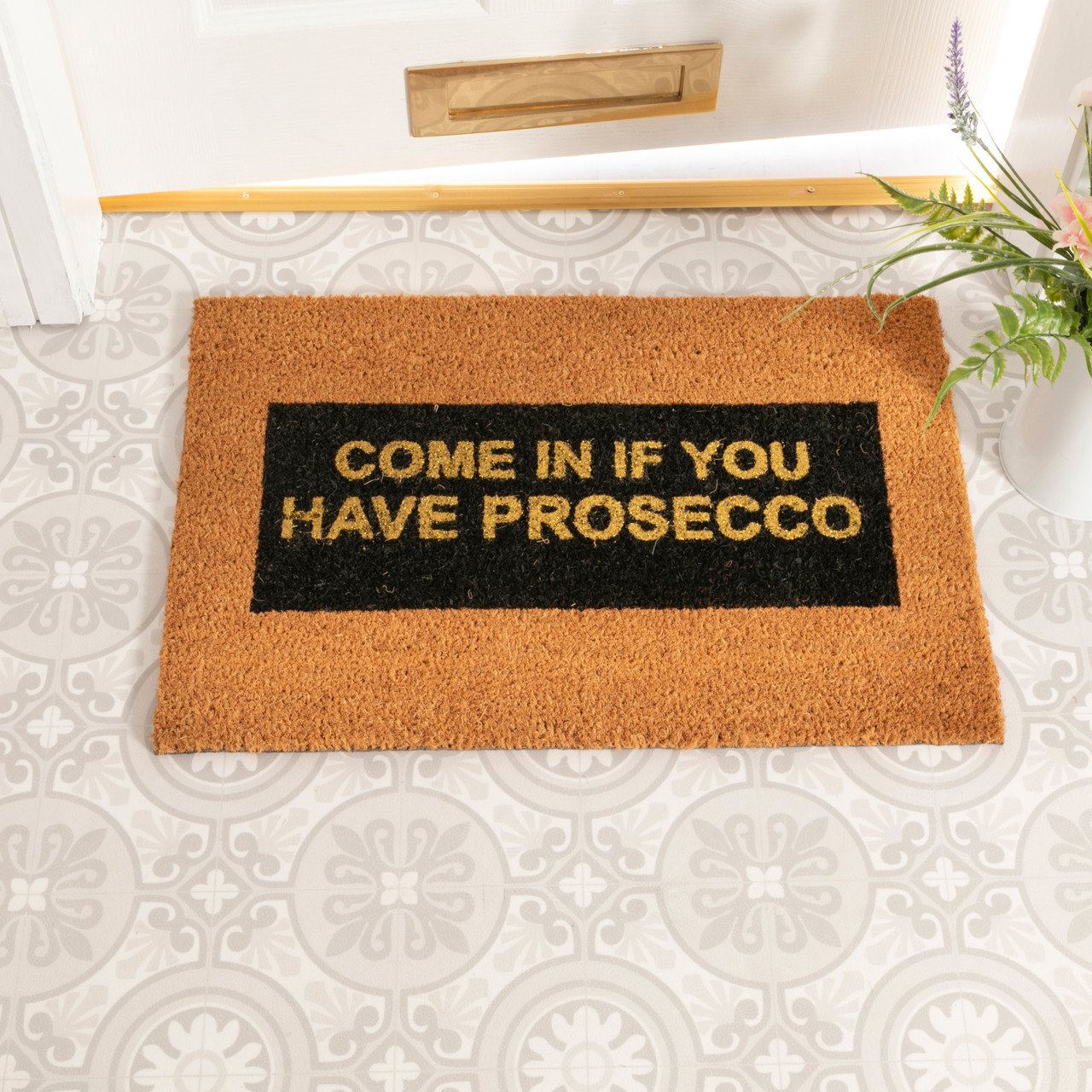 Glitter Come in if you have Prosecco