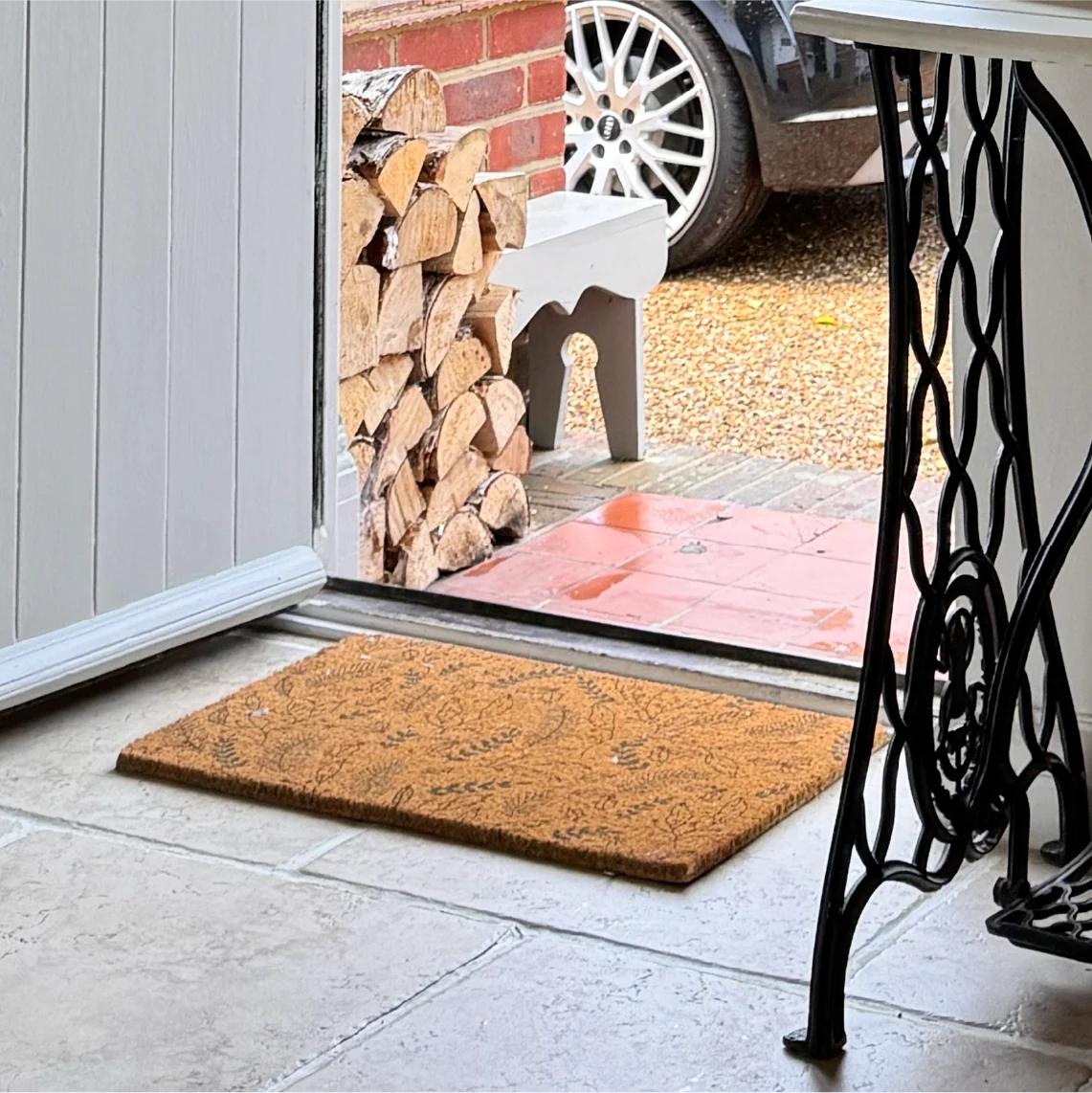Color Winter Foliage Coir Doormat