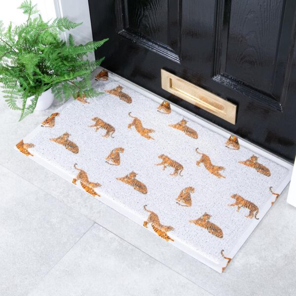 White Tiger Doormat (70 x 40cm)