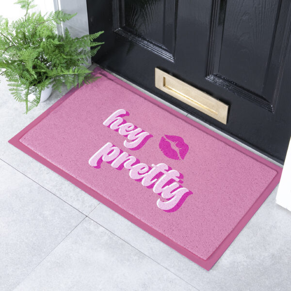 Hey Pretty Lips Doormat (70 x 40cm)