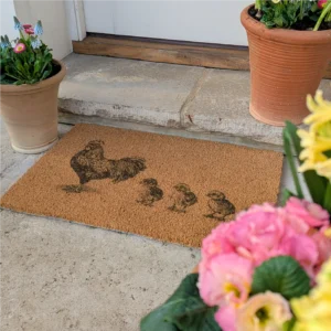 mariescottagelife hen